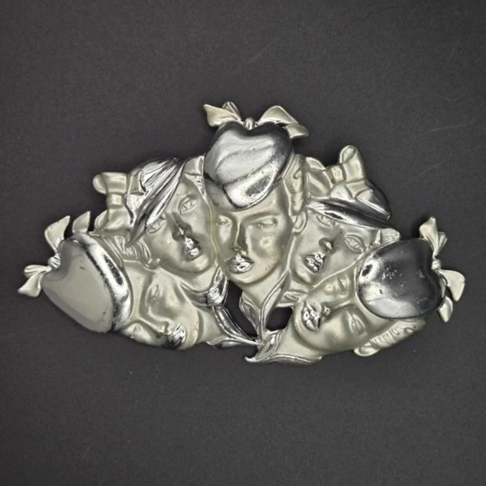 Vintage Silver Tone Brooch Pin Five Faces Women Hats Bows Art Deco Style